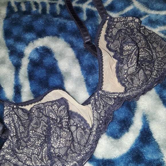 Lily of France Other - Free with any purchase Lily of France Bra